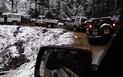 Land Rovery w zimowej scenerii